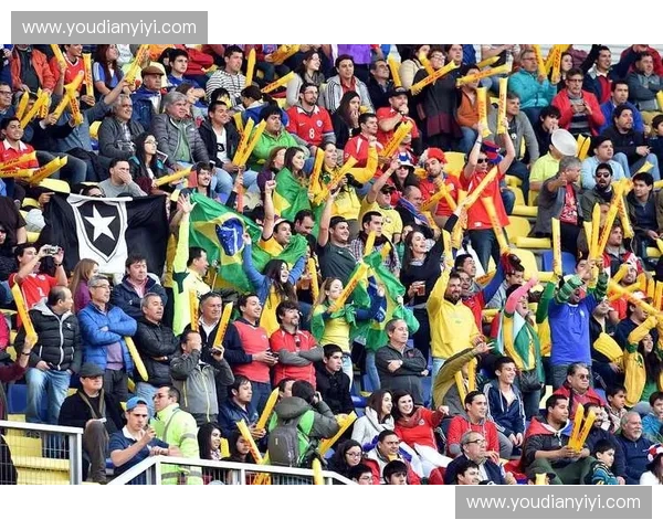 汕尾足球比赛激战正酣吸引众多球迷热情参与助威现场气氛盛况空前